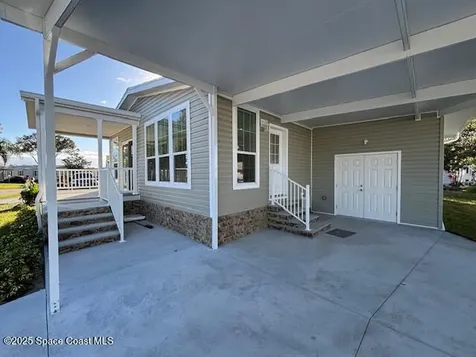 723 Hyacinth Circle Barefoot Bay FL 32976