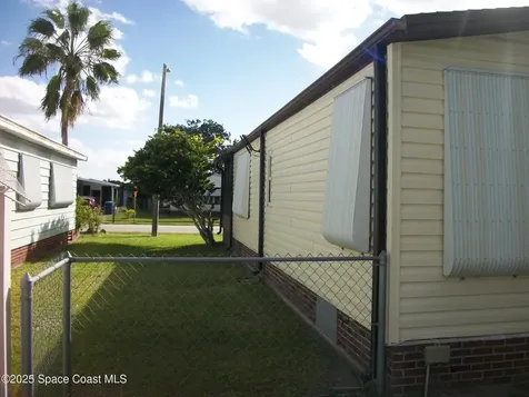 1972 Mango Street NE Palm Bay FL 32905