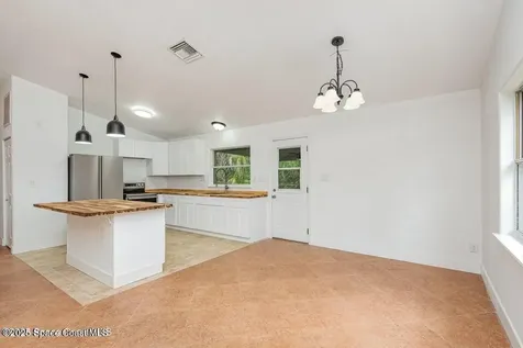 4085 Cypress Bend Geneva FL 32732