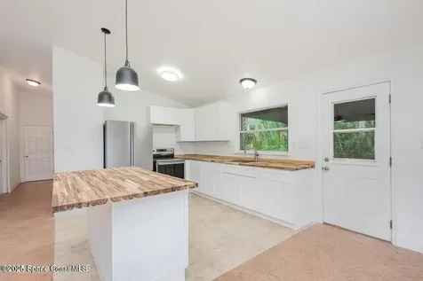 4085 Cypress Bend Geneva FL 32732