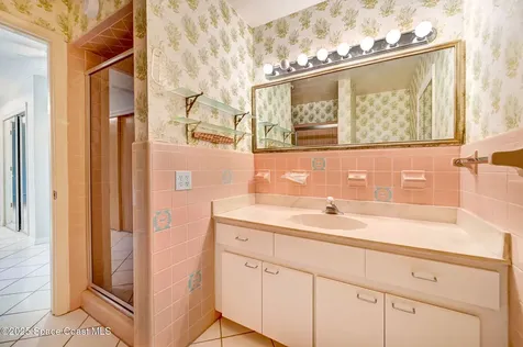 105 Cat Cay Lane Indian Harbour Beach FL 32937