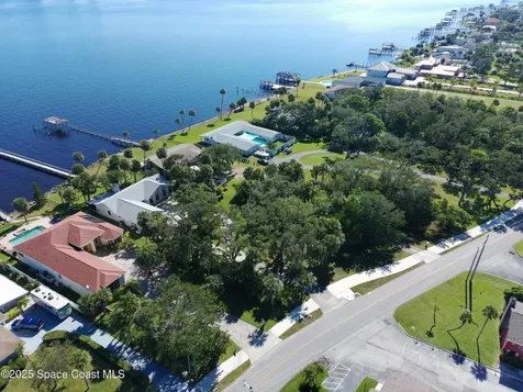 2200 S Palmetto Avenue South Daytona FL 32119