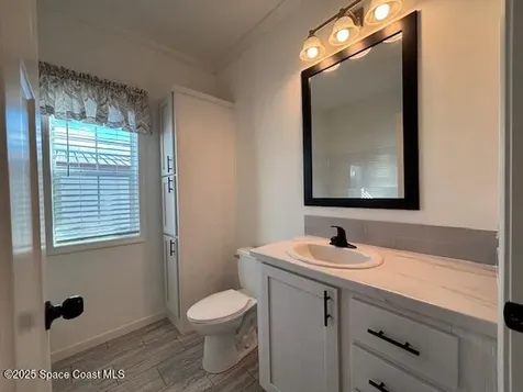 571 Tarpon Drive Barefoot Bay FL 32976