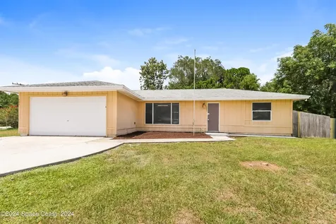 701 NW Grenada Street Port St. Lucie FL 34983