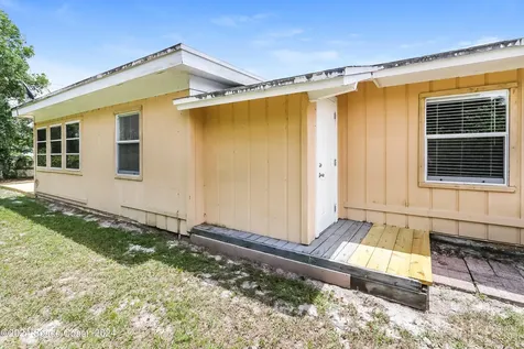 701 NW Grenada Street Port St. Lucie FL 34983