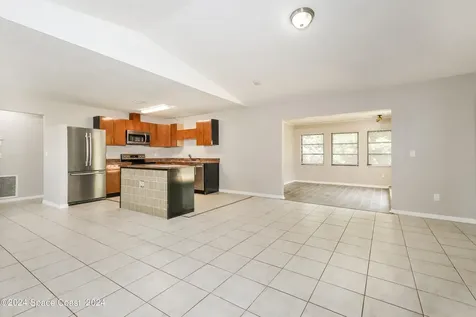 701 NW Grenada Street Port St. Lucie FL 34983