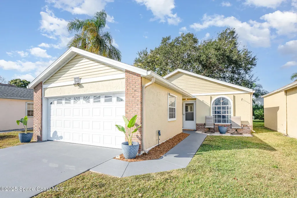 4118 Twin Oaks Boulevard Melbourne FL 32901