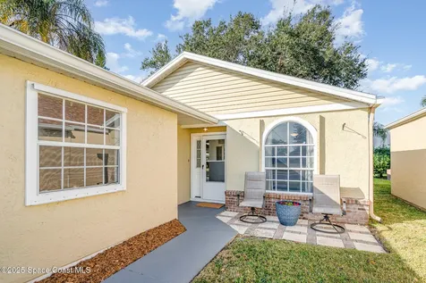 4118 Twin Oaks Boulevard Melbourne FL 32901