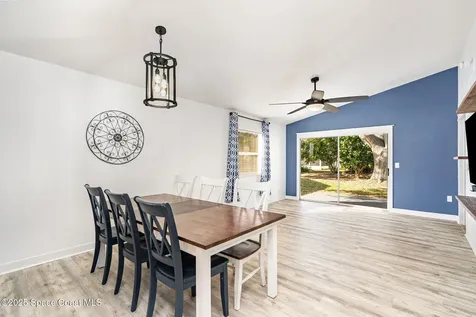 4118 Twin Oaks Boulevard Melbourne FL 32901