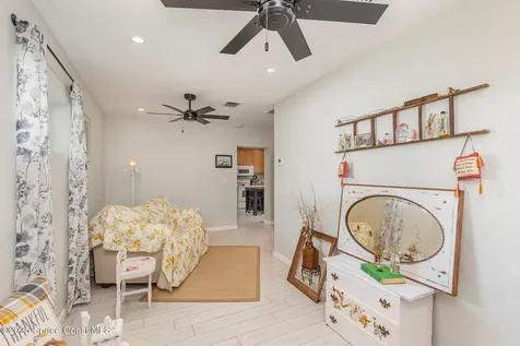 2283 Kentucky Avenue Mims FL 32754