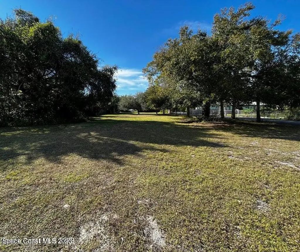 373 S Tropical Trail Merritt Island FL 32952
