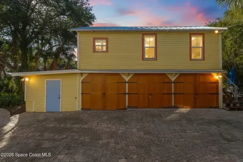 241 N Indian River Drive Cocoa FL 32922