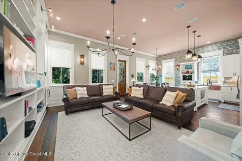 241 N Indian River Drive Cocoa FL 32922