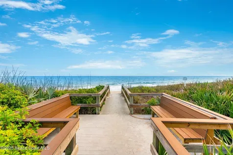 941 Island Club Square Vero Beach FL 32963