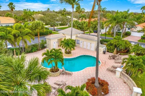 941 Island Club Square Vero Beach FL 32963