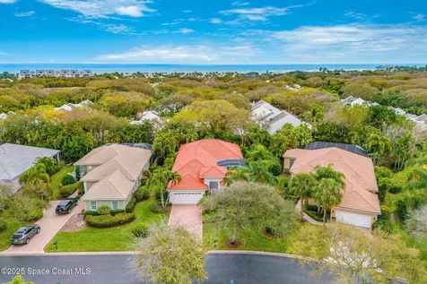 941 Island Club Square Vero Beach FL 32963