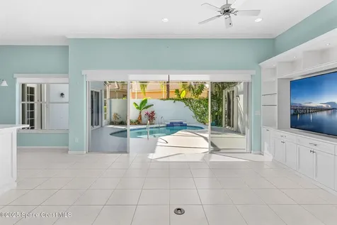 941 Island Club Square Vero Beach FL 32963