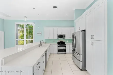 941 Island Club Square Vero Beach FL 32963