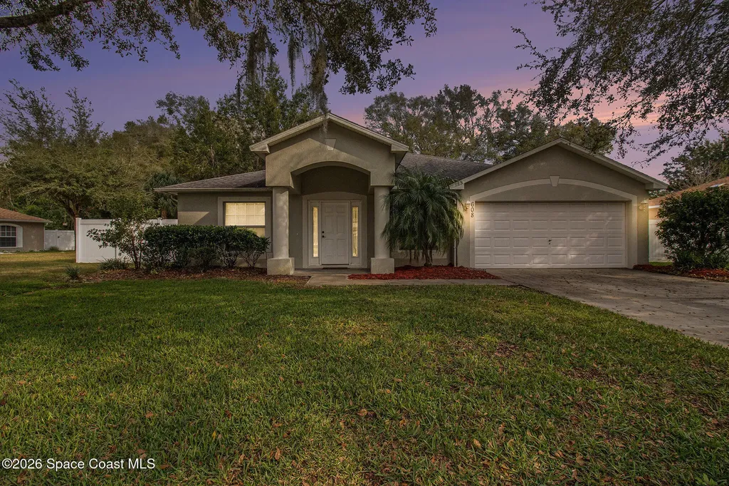 608 Cypress Oak Circle Deland FL 32720