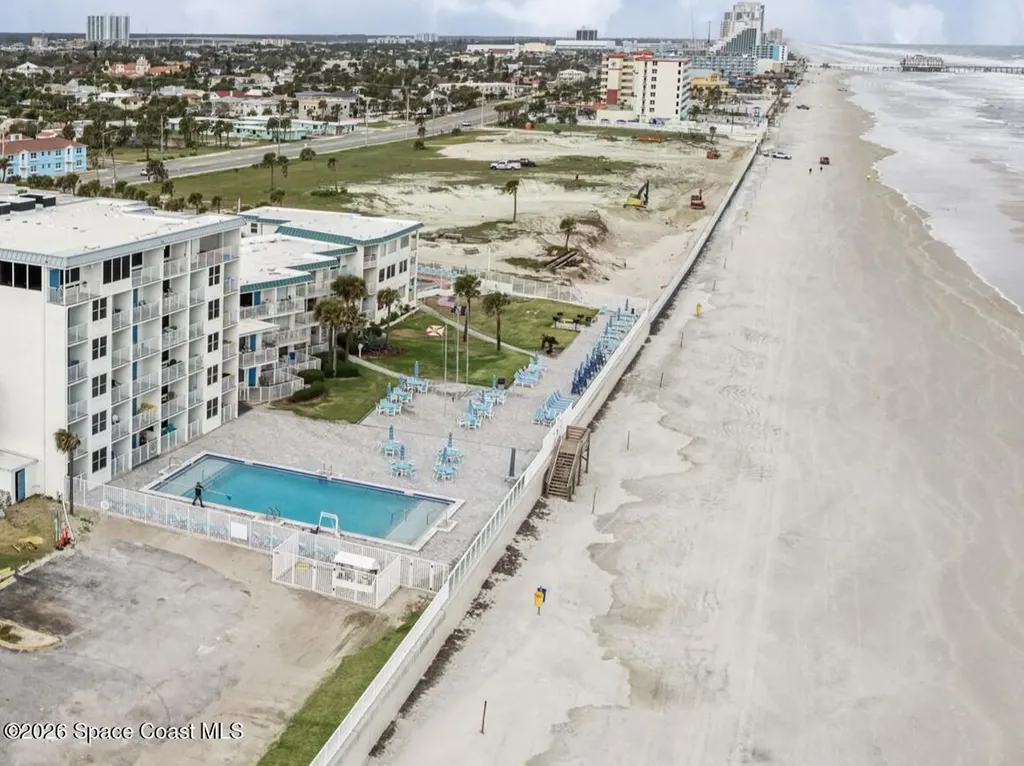 935 S Atlantic Avenue Daytona Beach FL 32118