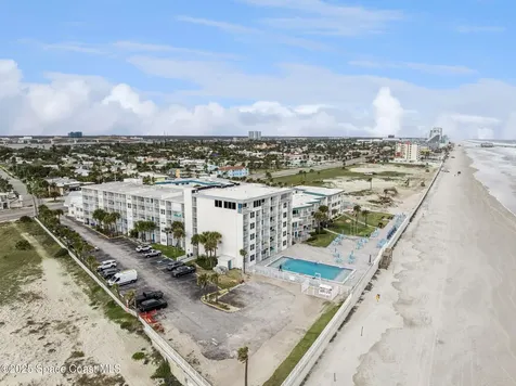 935 S Atlantic Avenue Daytona Beach FL 32118