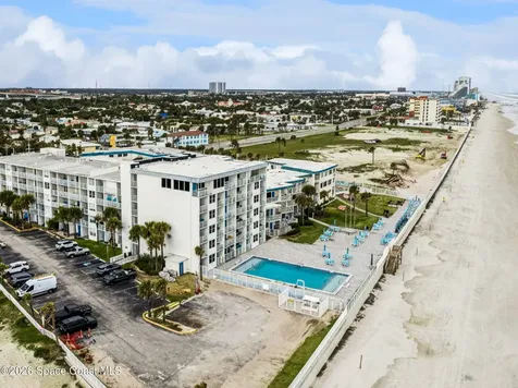 935 S Atlantic Avenue Daytona Beach FL 32118