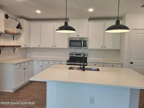 693 Eldron Boulevard SE Palm Bay FL 32909