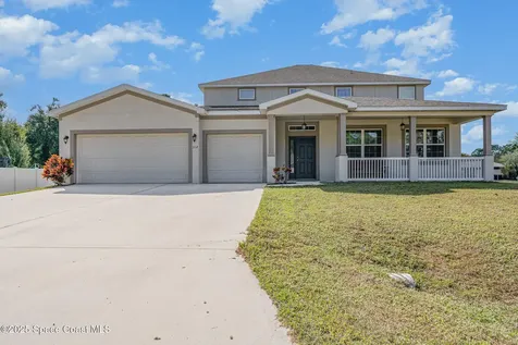 352 Gordon Road NW Palm Bay FL 32907