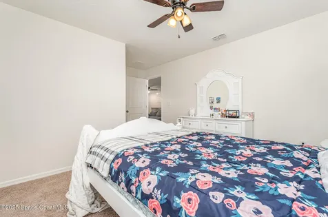 352 Gordon Road NW Palm Bay FL 32907