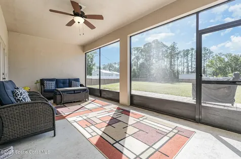 352 Gordon Road NW Palm Bay FL 32907