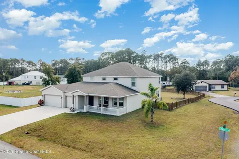 352 Gordon Road NW Palm Bay FL 32907