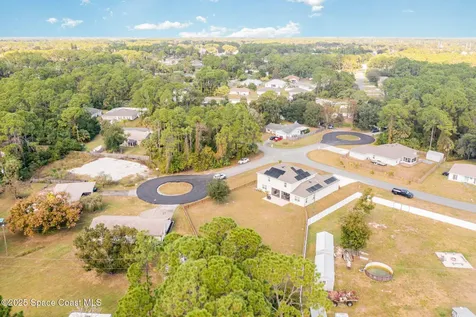 352 Gordon Road NW Palm Bay FL 32907