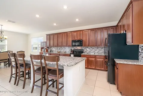 352 Gordon Road NW Palm Bay FL 32907