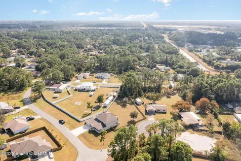 352 Gordon Road NW Palm Bay FL 32907
