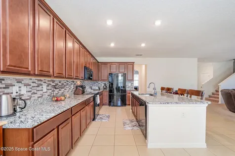 352 Gordon Road NW Palm Bay FL 32907