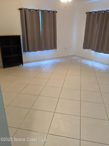 690 Henlock Street SE Palm Bay FL 32909