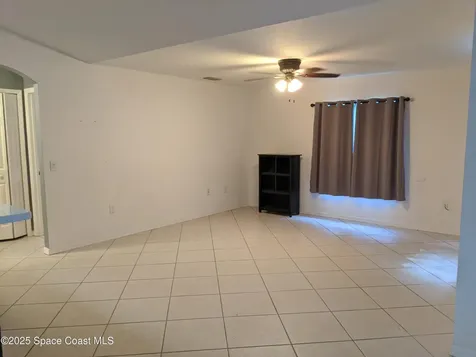 690 Henlock Street SE Palm Bay FL 32909
