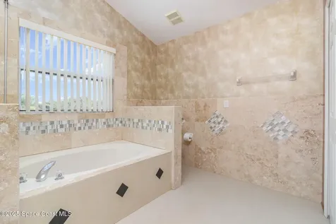 2893 Glasbern Circle Melbourne FL 32904