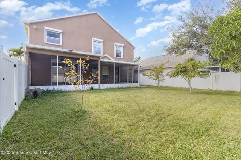 2893 Glasbern Circle Melbourne FL 32904