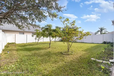 2893 Glasbern Circle Melbourne FL 32904