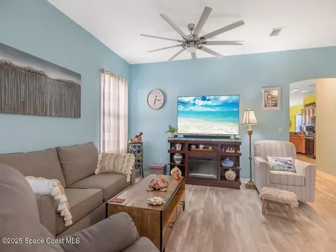 221 Briarcliff Circle Sebastian FL 32958