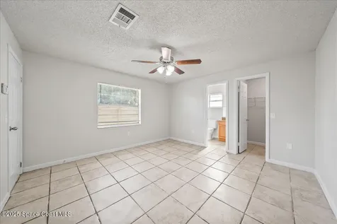 2212 Spring Circle Cocoa FL 32926