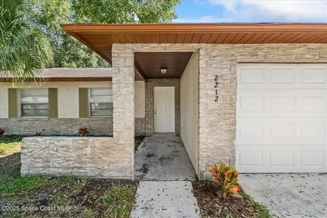 2212 Spring Circle Cocoa FL 32926