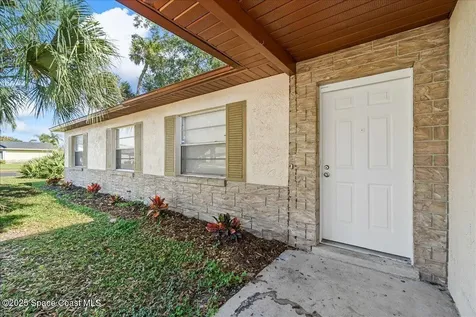 2212 Spring Circle Cocoa FL 32926