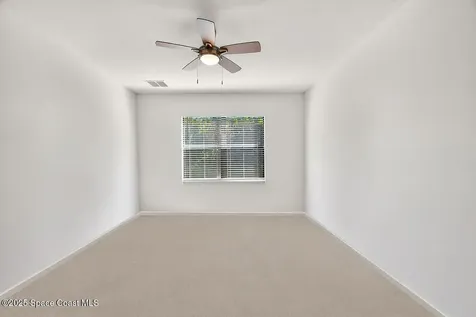 5307 Entertainment Way Fort Pierce FL 34947