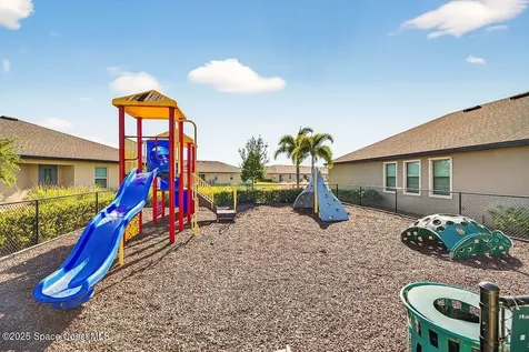 5307 Entertainment Way Fort Pierce FL 34947