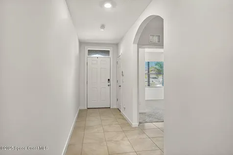 5307 Entertainment Way Fort Pierce FL 34947