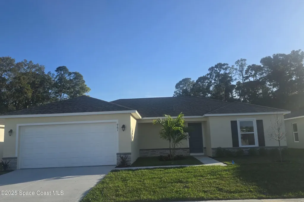 961 SW Richmond Circle SW Palm Bay FL 32908