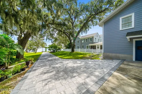 875 N Indian River Drive Cocoa FL 32922