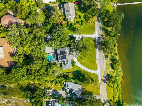 875 N Indian River Drive Cocoa FL 32922